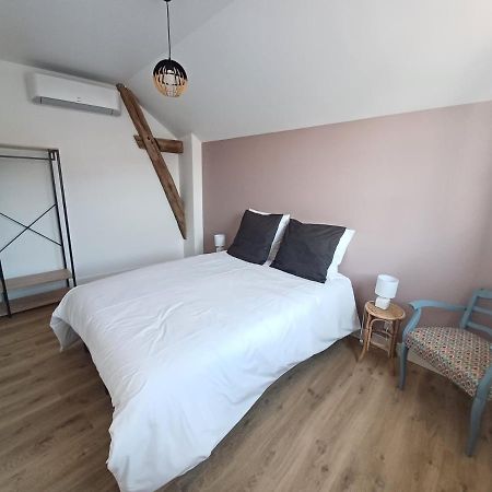 Reve De Loire Gite Au Calme Au Pied Des Chateaux De La Loire Onzain Exterior foto